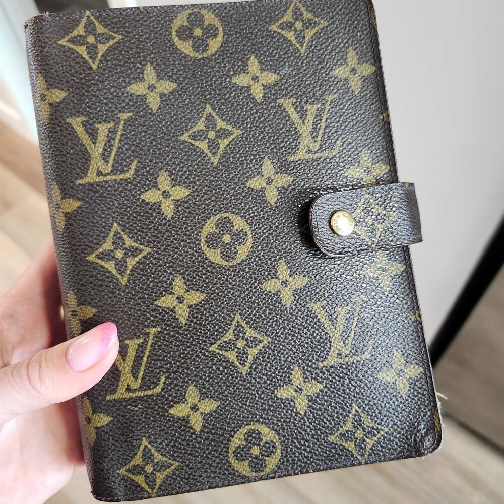 Louis Vuitton Agenda MM